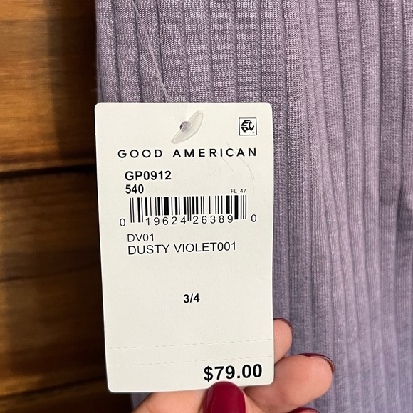 Good American Lavender ribbed compression leggings size 3/4 NWT - Picture 4 of 7